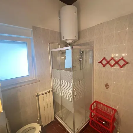 Sara Apartman *